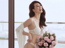 Khánh My khoe ba vòng bốc lửa