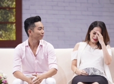 Khánh Thi bật khóc nhớ lại áp lực dư luận khi yêu Phan Hiển