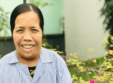 Khuôn mặt mới của người 50 năm không ngậm được miệng