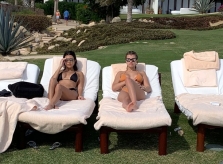 Kourtney Kardashian đi nghỉ cùng bồ mới của tình cũ