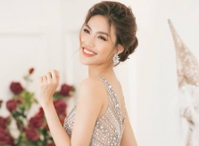 Lan Khuê thay ba bộ váy đính đá lấp lánh trong ngày cưới