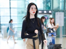 Liu Wen và dàn sao châu Á gợi ý trang phục sân bay mùa lạnh
