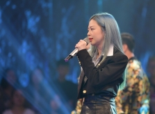 Liz Kim Cương hát hit của Đoàn Thúy Trang