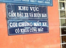 Loạt biển báo khiến người xem hoang mang