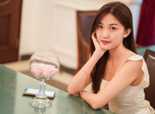 Trà tiểu tam: 'Tôi rùng mình khi phải quay cảnh nóng với 2 bạn diễn'