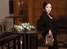 Lý Nhã Kỳ bận rộn với vai trò Lãnh sự danh dự Rumani