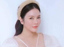 Ảnh sao 12/8: Lý Nhã Kỳ như nàng thơ