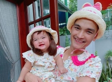 Ảnh sao 9/9: Mạc Văn Khoa giả gái để chọc con cười