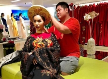 Mặc áo dài bị chê như 'mẫu hậu', Minh Tú nói gì?
