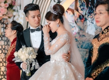 Mẹ động viên Âu Hà My giữa ồn ào chồng ngoại tình