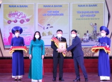 Nhiều sản phẩm Nam A Bank đạt Top 100 Sản phẩm dịch vụ tốt nhất cho gia đình trẻ em
