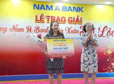 Nam A Bank trao thưởng 'khủng' cho khách hàng