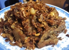 Lên phố cổ ăn ngan cháy tỏi ở quán yêu thích của Duy Mạnh
