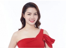 Ngọc Anh hạnh phúc bên Tô Minh Đức