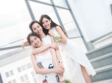 Nhà có 3 chị em xinh đẹp, dáng chuẩn cùng thi hoa hậu