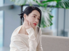 Quản lý lên tiếng khi Nhã Phương bị tố mắc bệnh ngôi sao