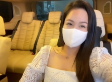 Nhật Kim Anh mua xe mới