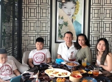 Như Phúc hạnh phúc với cuộc sống của bà mẹ bốn con