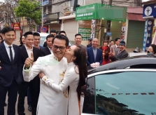 Nhiều nghệ sĩ về Sơn La dự lễ cưới NSND Trung Hiếu và cô dâu 9X