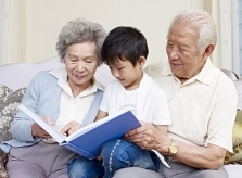 Ông bà kiện đòi cháu tới thăm
