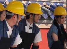 Phùng Thiệu Phong bình thản quay show sau ồn ào phản bội Triệu Lệ Dĩnh