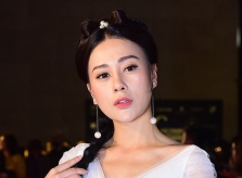 Phương Oanh hóa thân Tiểu Long Nữ