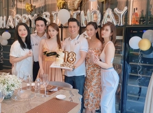 Quỳnh Nga, Việt Anh làm sinh nhật muộn