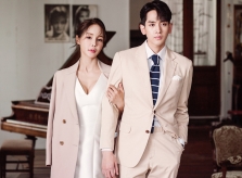 Ca sĩ U50 Hàn Quốc công bố ảnh cưới với hôn phu kém 17 tuổi