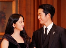 3 lý do khiến phim của Jisoo - Blackpink, Jung Hae In có nguy cơ cấm chiếu