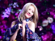 Sunmi đầu tư 10.000 USD cho trang phục trong MV mới