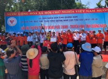Tân Hiệp Phát đồng hành cùng giải đua thuyền truyền thống Quảng Nam