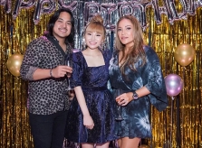 Thanh Hà cùng bạn trai kém tuổi dự sinh nhật học trò