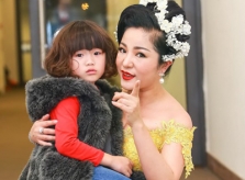 Thúy Nga đau thắt tim khi con gái hỏi về bố
