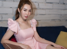 Thúy Ngân: 'Hồng Vân có thế lực, nếu không ưng, sẽ loại tôi ngay'