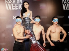 Tiêu Châu Như Quỳnh diện trang phục thảm họa nhất năm 2018