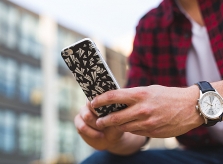 7 kiểu tin nhắn đàn ông không nên gửi khi đã kết hôn