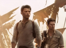 Tom Holland siêu ngầu và bí hiểm trong “Uncharted”