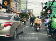 Từ 0h ngày 23/8, những ai ở TPHCM được ra đường?