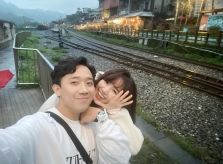 Vợ chồng Trấn Thành, Hari Won hạnh phúc sau 3 năm cưới