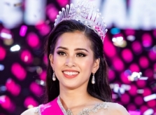 Trần Tiểu Vy: 'Tôi rất ngưỡng mộ Hoa hậu Đỗ Mỹ Linh'