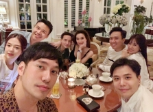 'Bạn gái tin đồn' dự sinh nhật Trịnh Thăng Bình cùng Trấn Thành, Hà Hồ