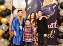 Trizzie Phương Trinh mừng con trai tốt nghiệp