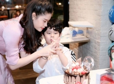 Trương Quỳnh Anh làm tiệc sinh nhật cho con trai