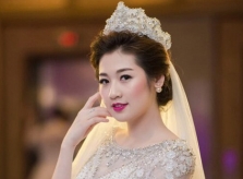 Tú Anh tổ chức đám cưới với bạn trai thiếu gia vào ngày 21/7