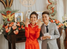 Á quân 'Solo cùng Bolero' Tú Tri cưới đạo diễn chuyển giới Yunbin