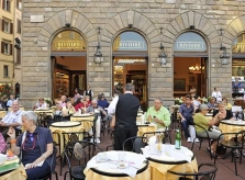 Uống cà phê theo phong cách của người Italy