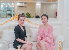 Uyên Trang trải nghiệm liệu trình làm đẹp chống lão hóa