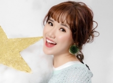Vẻ xinh đẹp của YouTuber 9x có cả triệu fan nhí