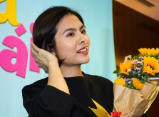 Vân Trang: “Tôi chủ động sống với bố mẹ chồng sau khi cưới”
