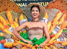 Váy 'Bánh mỳ' của H'Hen Niê tiếp tục được chỉnh sửa